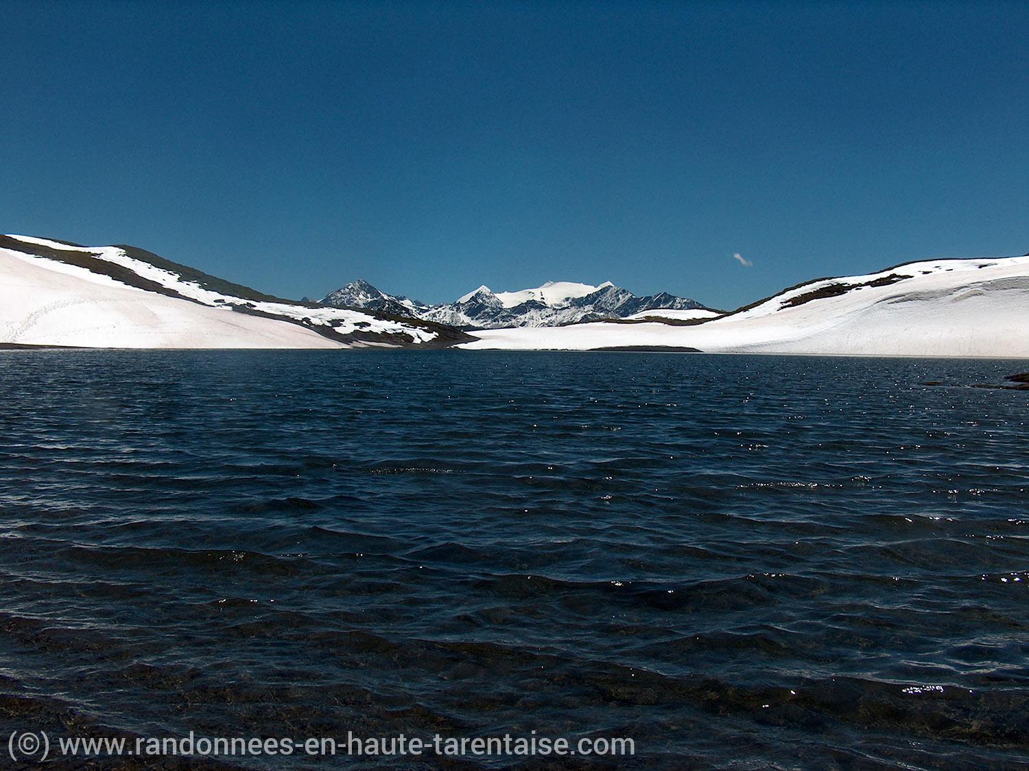 le lac sans fond randonnées en Haute Tarentaise :